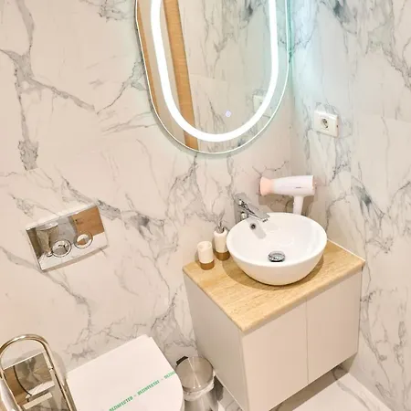 Eee Boutique Apartmán *