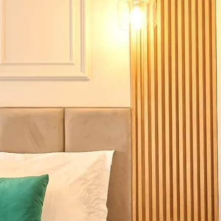 Eee Boutique Apartmán *