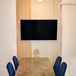 Apartament Eee Boutique *