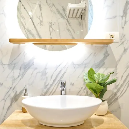 Eee Boutique * 콘스탄차