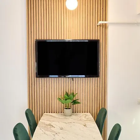 Eee Boutique 콘스탄차