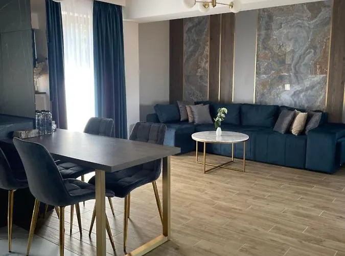 Eee Boutique Apartment